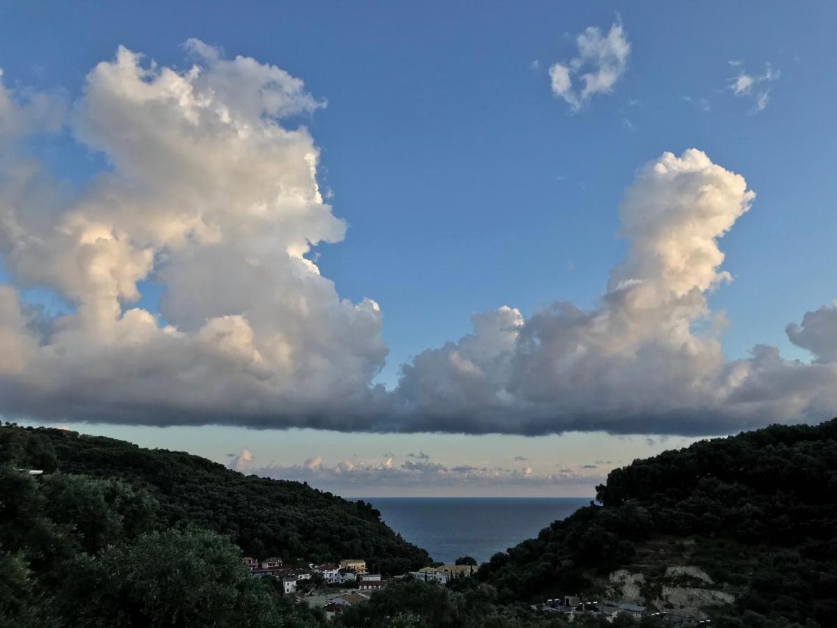 Asaya Hills Villas Parga Esterno foto